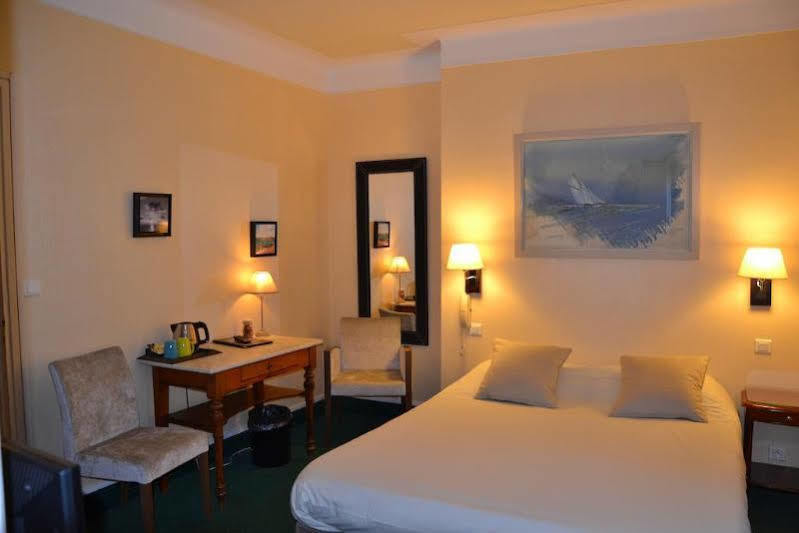 Hotel Ajoncs D'Or Saint-Malo Zewnętrze zdjęcie